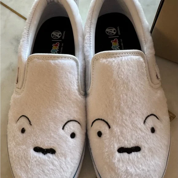 Vans White Fuzzy Slip-On Sneakers - Picture 2 of 6